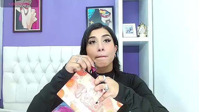Snapshot of aliss-diaz chatting on January 2025 11:56:02 PM aliss-diaz online show from January 2025 11:56:02 PM