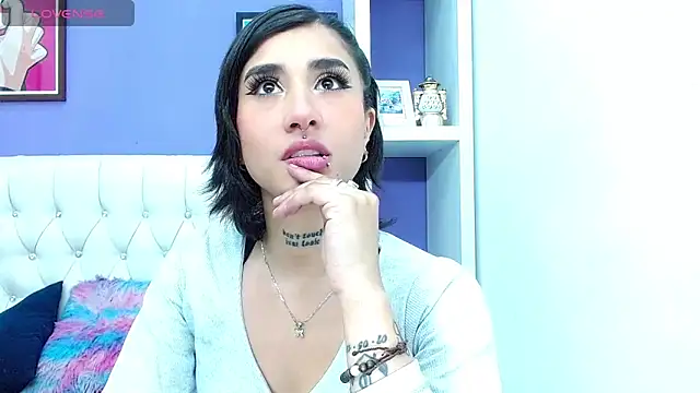 Snapshot of aliss-diaz chatting on February 2025 07:17:02 PM aliss-diaz online show from February 2025 07:17:02 PM