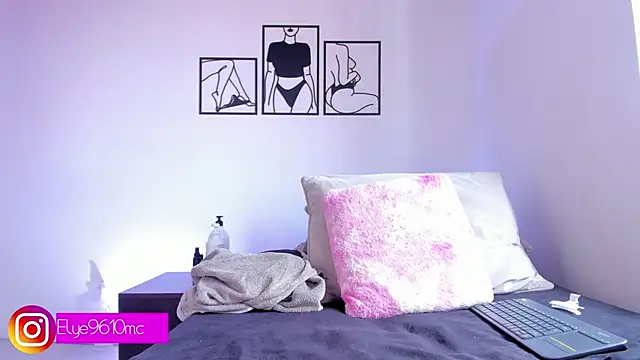 Snapshot of ellie_mcdonald chatting on December 2025 05:53:02 PM ellie mcdonald online show from December 2025 05:53:02 PM