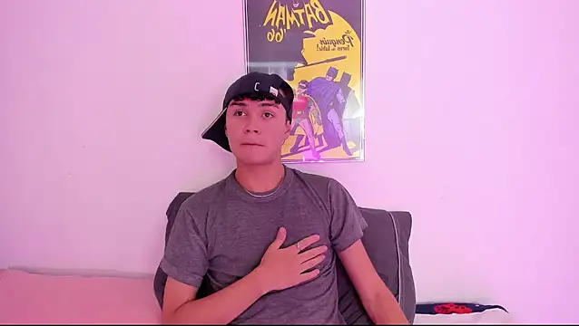 Snapshot of crushnier chatting on December 2024 08:43:01 PM crushnier online show from December 2024 08:43:01 PM