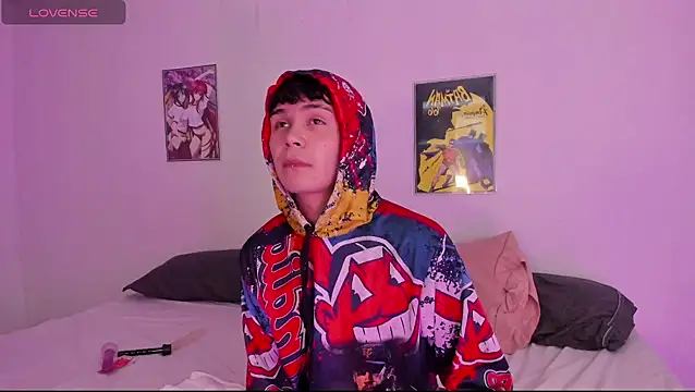 Snapshot of crushnier chatting on January 2025 09:04:01 PM crushnier online show from January 2025 09:04:01 PM