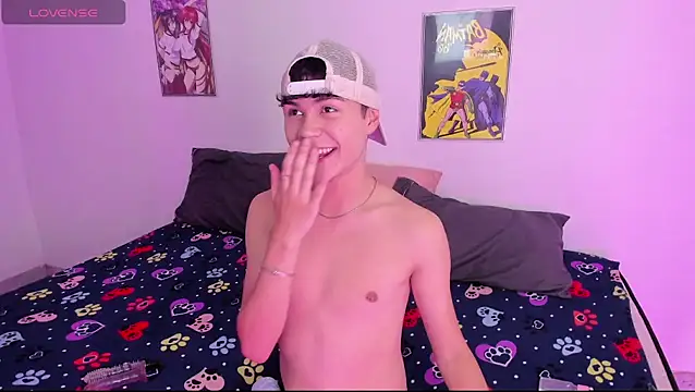 Snapshot of crushnier chatting on February 2025 05:15:02 PM crushnier online show from February 2025 05:15:02 PM