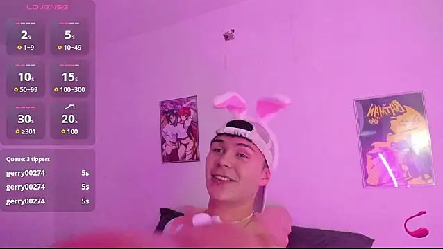 Snapshot of crushnier chatting on February 2025 09:13:02 PM crushnier online show from February 2025 09:13:02 PM