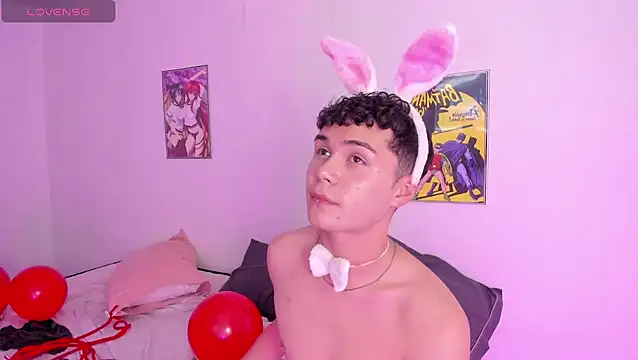 Snapshot of crushnier chatting on February 2025 09:14:02 PM crushnier online show from February 2025 09:14:02 PM