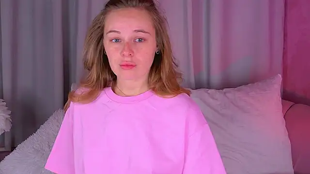 BeatriceEsmont online show from November 2025 02:50:02 PM