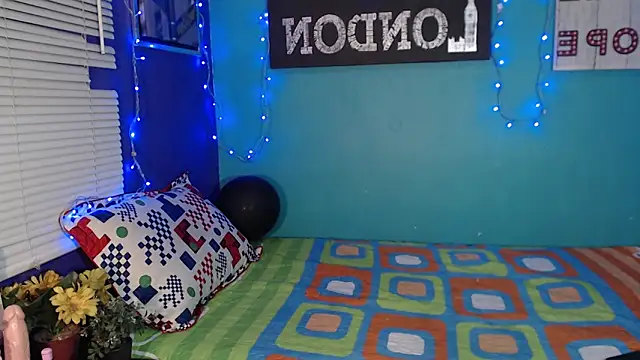 hannyababe online show from December 2024 04:17:01 PM