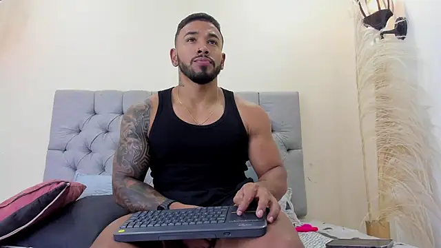 bruno miller  online show from February 2026 09:01:01 PM