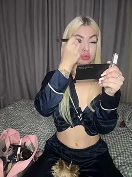 Cute Barbieee  online show from December 2024 12:38:01 AM