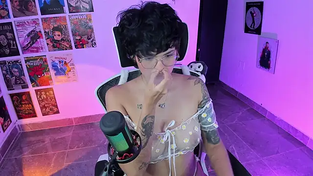 Snapshot of gooddess_isis chatting on February 2026 04:35:02 AM gooddess isis online show from February 2026 04:35:02 AM