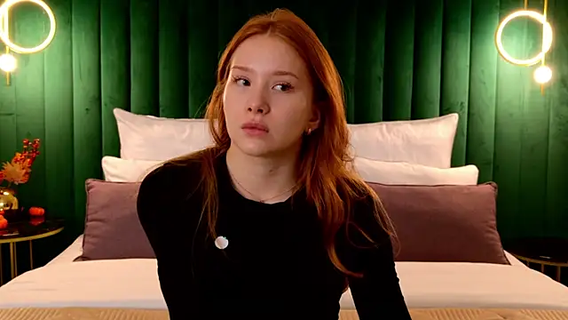 MichelleReid online show from October 2025 03:07:01 AM