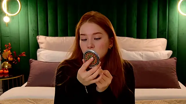 MichelleReid online show from November 2025 03:06:01 AM