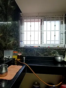 Tamil Shalini Lustyy online show from February 2026 01:17:01 AM