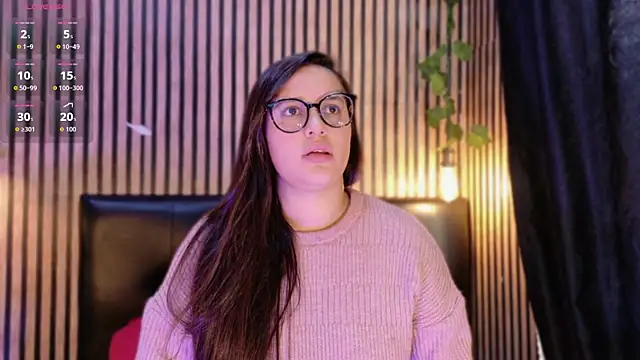 Snapshot of Victoria_Ponce1 chatting on October 2025 09:35:01 PM Victoria Ponce1 online show from October 2025 09:35:01 PM