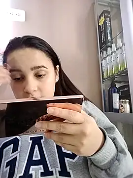 Snapshot of Victoria_Ponce1 chatting on October 2025 05:57:02 PM Victoria Ponce1 online show from October 2025 05:57:02 PM