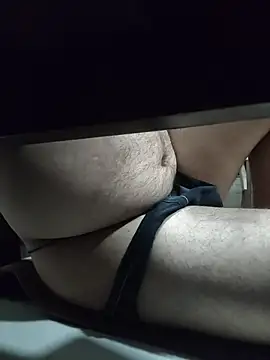 samee00721 online show from April 2026 06:38:01 PM