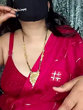 Snapshot of Mayuri77 chatting on January 2025 08:39:02 AM Mayuri77 online show from January 2025 08:39:02 AM