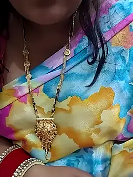 Snapshot of Mayuri77 chatting on January 2025 04:13:02 PM Mayuri77 online show from January 2025 04:13:02 PM