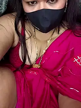 Snapshot of Mayuri77 chatting on January 2025 07:18:01 PM Mayuri77 online show from January 2025 07:18:01 PM
