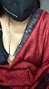 Snapshot of Mayuri77 chatting on January 2025 09:18:01 PM Mayuri77 online show from January 2025 09:18:01 PM