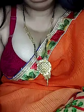 Snapshot of Mayuri77 chatting on January 2025 04:41:01 PM Mayuri77 online show from January 2025 04:41:01 PM