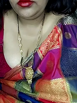 Snapshot of Mayuri77 chatting on January 2025 05:40:02 AM Mayuri77 online show from January 2025 05:40:02 AM
