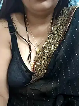 Snapshot of Mayuri77 chatting on February 2025 07:07:02 AM Mayuri77 online show from February 2025 07:07:02 AM