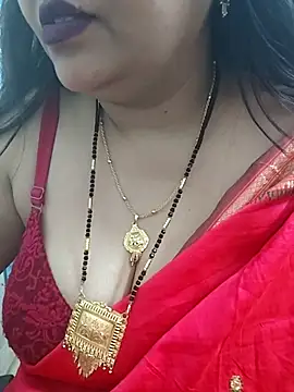 Snapshot of Mayuri77 chatting on February 2025 07:54:02 PM Mayuri77 online show from February 2025 07:54:02 PM