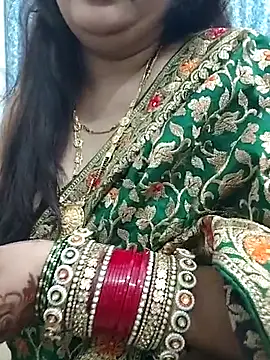 Snapshot of Mayuri77 chatting on February 2025 07:26:02 AM Mayuri77 online show from February 2025 07:26:02 AM