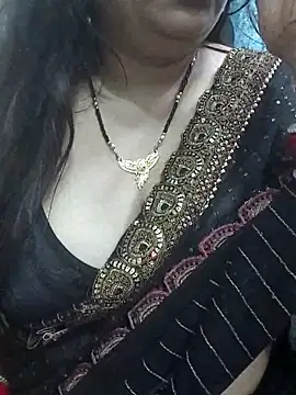 Snapshot of Mayuri77 chatting on March 2025 08:09:02 PM Mayuri77 online show from March 2025 08:09:02 PM