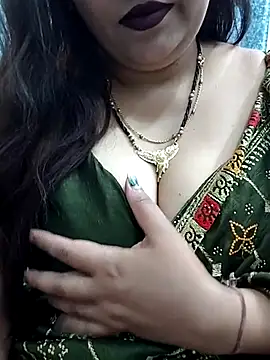 Snapshot of Mayuri77 chatting on March 2025 06:57:01 AM Mayuri77 online show from March 2025 06:57:01 AM