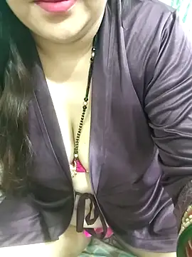 Snapshot of Mayuri77 chatting on September 2025 07:24:02 PM Mayuri77 online show from September 2025 07:24:02 PM