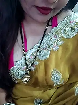 Snapshot of Mayuri77 chatting on September 2025 06:44:01 PM Mayuri77 online show from September 2025 06:44:01 PM