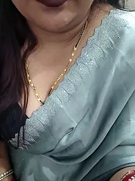 Snapshot of Mayuri77 chatting on October 2025 07:22:02 PM Mayuri77 online show from October 2025 07:22:02 PM