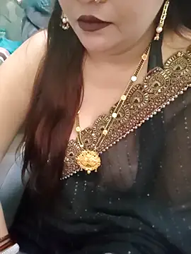 Snapshot of Mayuri77 chatting on October 2025 04:58:01 AM Mayuri77 online show from October 2025 04:58:01 AM