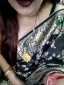 Snapshot of Mayuri77 chatting on November 2025 06:46:01 AM Mayuri77 online show from November 2025 06:46:01 AM