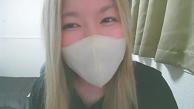 Snapshot of Remi_official chatting on April 2026 10:09:01 AM Remi official online show from April 2026 10:09:01 AM
