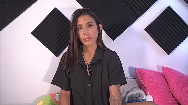 Snapshot of Ambeer_Rousess chatting on December 2025 08:35:01 PM Ambeer Rousess online show from December 2025 08:35:01 PM