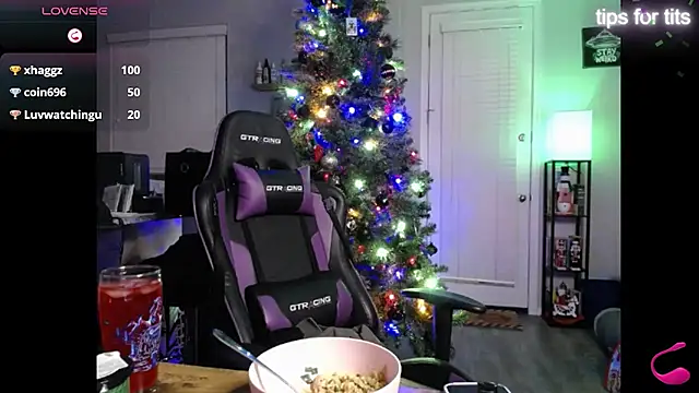 tayweird online show from December 2024 05:29:02 AM