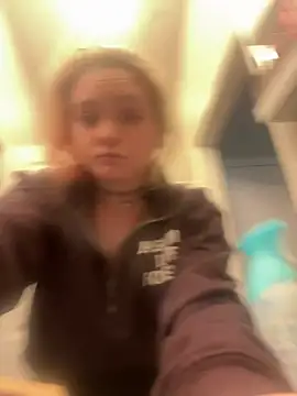 tayweird online show from January 2025 06:21:01 PM