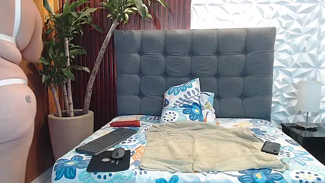 ashleylove prg online show from December 2024 02:53:01 AM