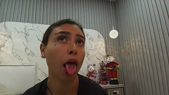 Franchesca De Luca online show from December 2024 03:14:02 AM