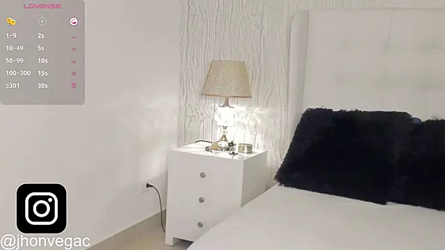 Jacub Micke1 online show from September 2025 12:59:02 AM