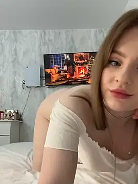 Snapshot of CaseyCumFace chatting on December 2024 11:06:02 PM CaseyCumFace online show from December 2024 11:06:02 PM
