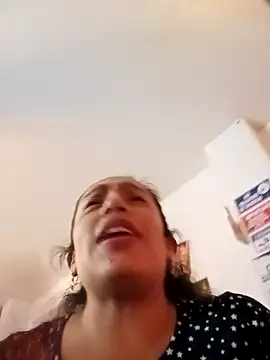 Snapshot of yaz_guzman chatting on December 2024 06:32:01 AM yaz guzman online show from December 2024 06:32:01 AM