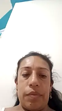 Snapshot of yaz_guzman chatting on February 2025 10:53:02 PM yaz guzman online show from February 2025 10:53:02 PM