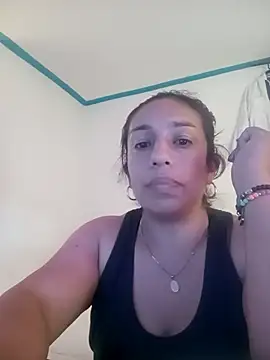 Snapshot of yaz_guzman chatting on September 2025 08:55:02 PM yaz guzman online show from September 2025 08:55:02 PM