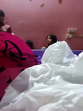 BabySlimmy10 online show from December 2025 06:50:01 PM