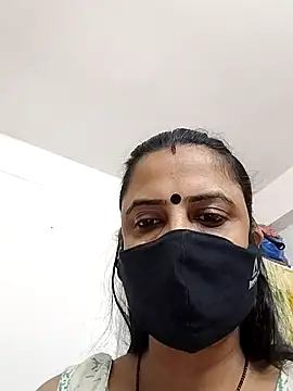 Snapshot of Cute-manisha chatting on May 2026 03:58:01 AM Cute-manisha online show from May 2026 03:58:01 AM