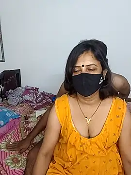 Snapshot of Cute-manisha chatting on June 2026 02:01:02 AM Cute-manisha online show from June 2026 02:01:02 AM