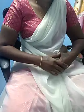 Snapshot of selvi_selvi chatting on December 2024 10:36:01 AM selvi selvi online show from December 2024 10:36:01 AM